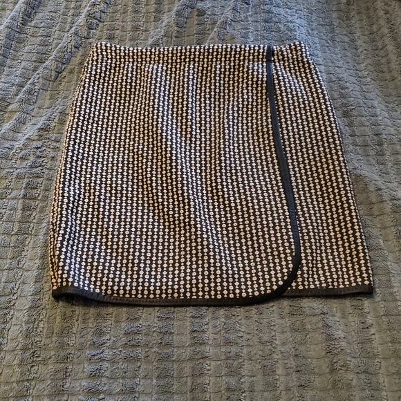 Max Studio Skirt - Picture 1 of 4